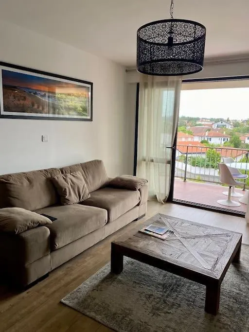 T3 - Centre - 75M2 - 2 Sdb - Parking - Calme Apartment Anglet France
